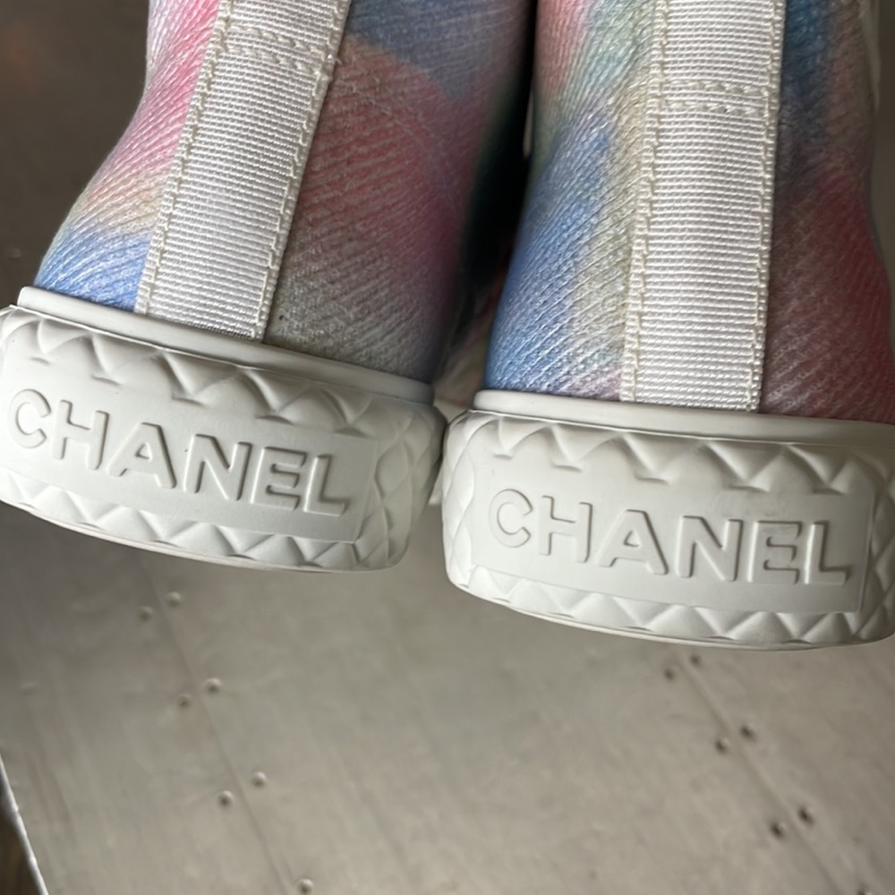 Chanel white pink multi color high top quilted sneakers trainers flats sz 38 - Picture 6 of 11
